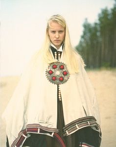 Visi ļaudis tā sacīja: Kas dos lietu no nelietas? Dievs dos lietu no nelietas, Paliks lieta nelietā