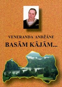 Basām kājām..