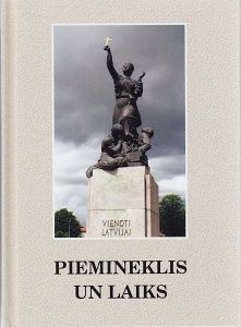 Piemineklis un laiks