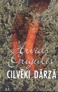 Cilvēki dārzā