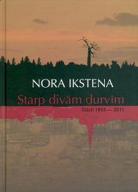 Starp divām durvīm