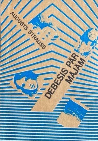 Debesis pār mājām