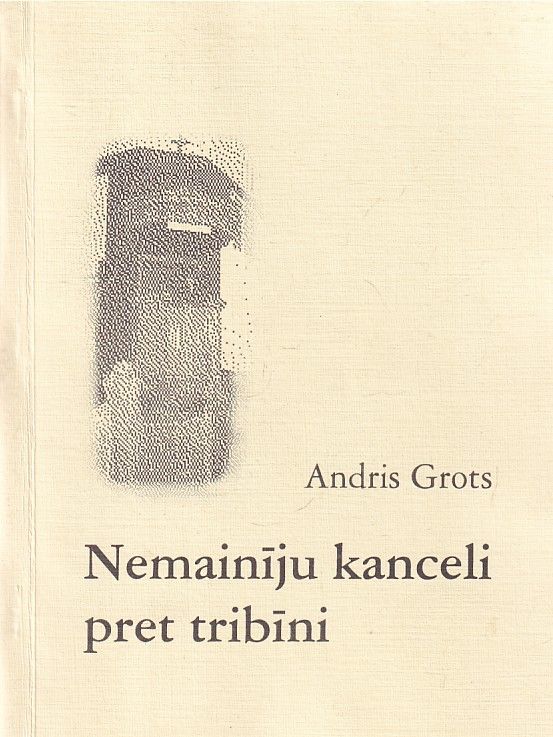 Nemainīju kanceli pret tribīni