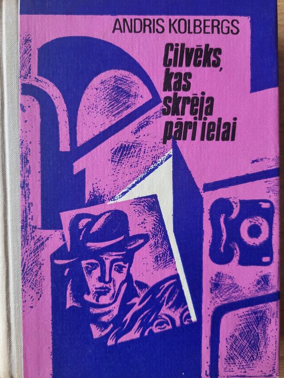 Cilvēks, kas skrēja pāri ielai