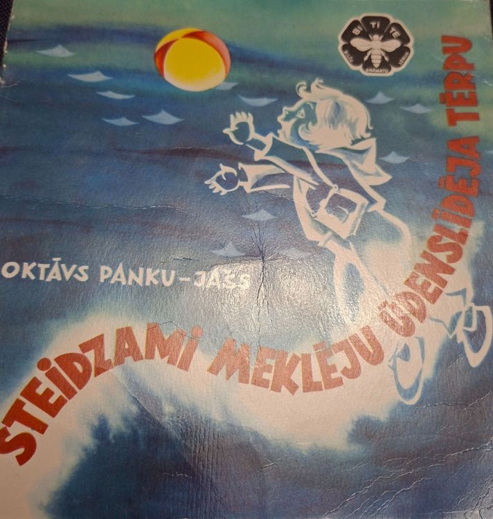 Steidzami meklēju ūdenslīdēja tērpu