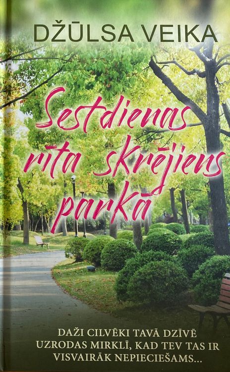 Sestdienas rīta skrējiens parkā