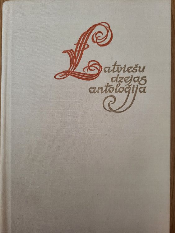 Latviešu dzejas antoloģija