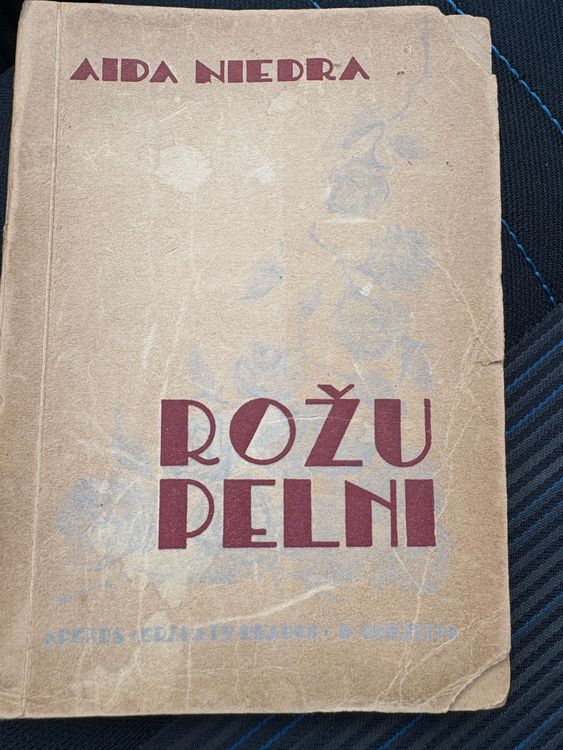 Rožu Pelni