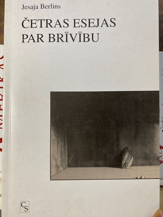 Četras esejas par brīvību