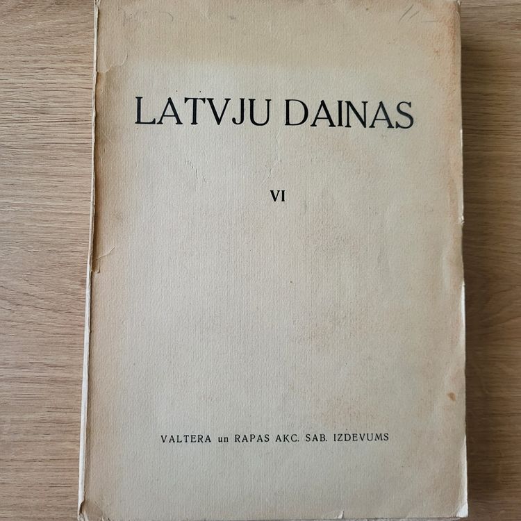 Latvju dainas