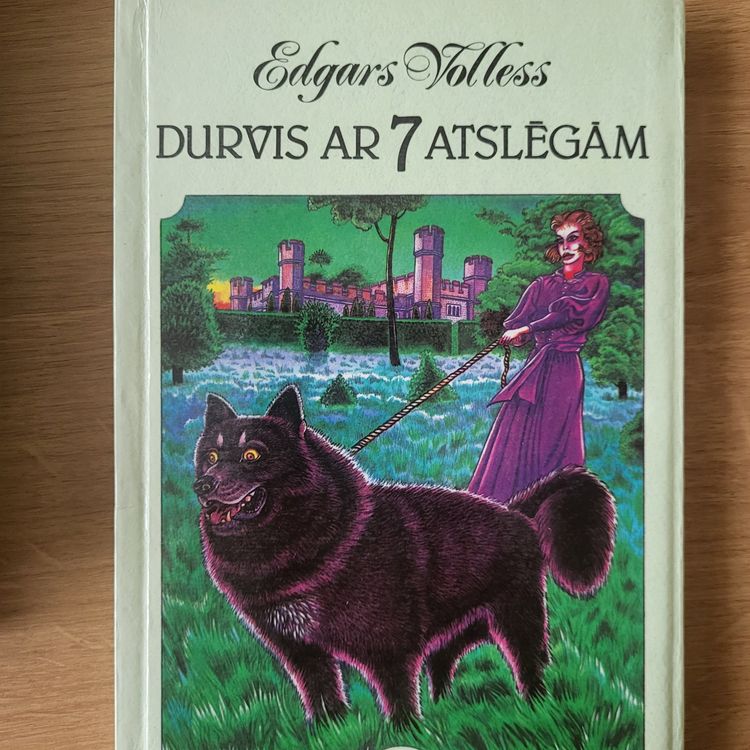 Durvis ar 7 atslēgām