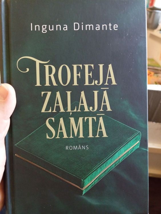 Trofeja zaļajā samtā 