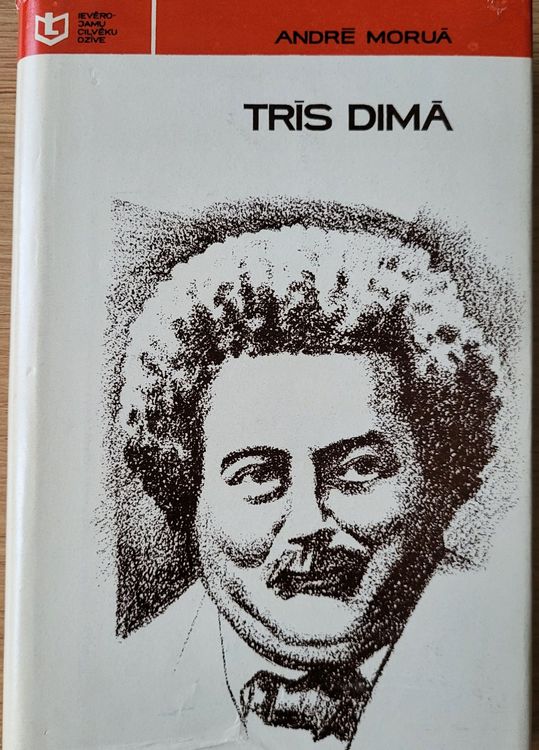 Trīs Dimā