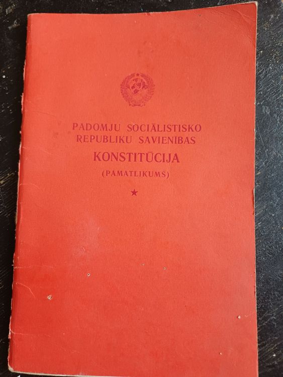 Padomju Sociālistisko Republiku Savienības kontitūcija /Pamatlikums/