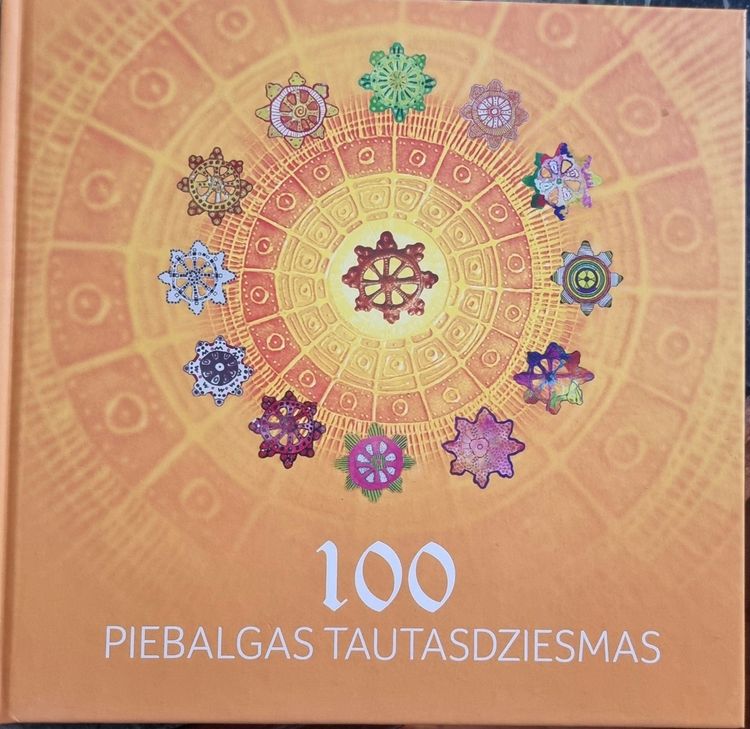 100 Piebalgas tautasdziesmas 