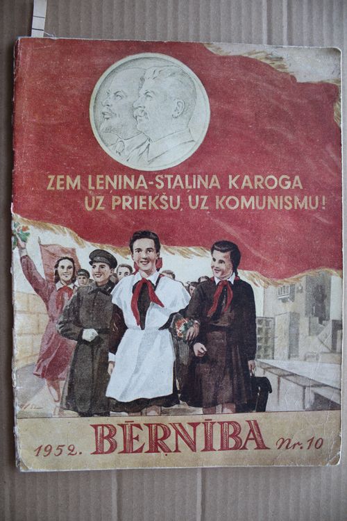 Bērnība. 1952g. Nr.10.