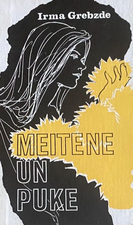 Meitene un puķe