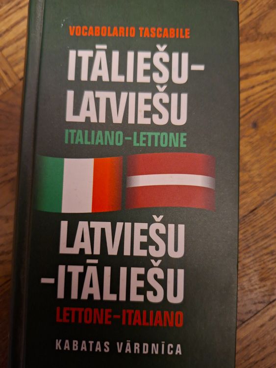 Itāliešu - latviešu, latviešu - itāliešu kabatas vārdnīca