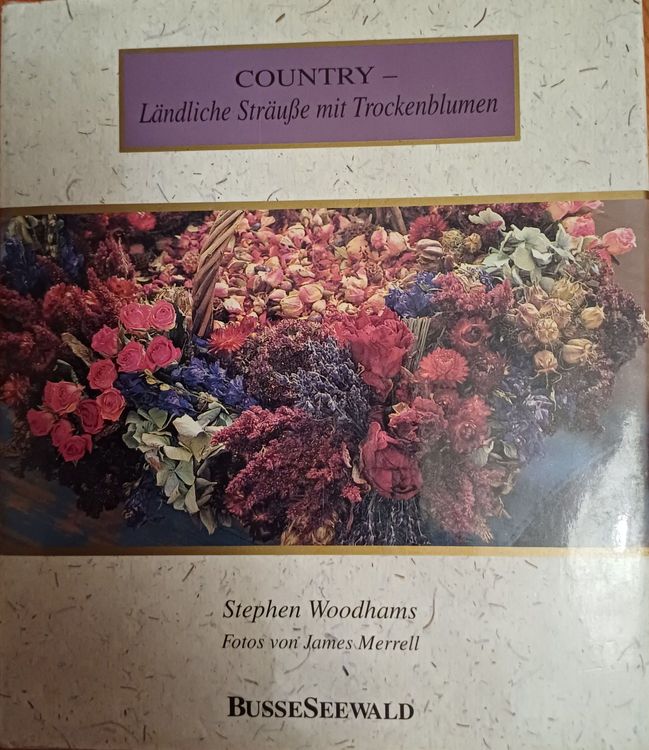 Country-Landliche Strause mit Trockenblumen