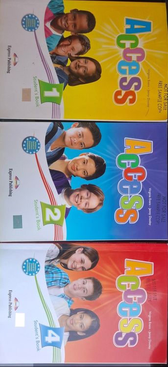 Trīs Access grāmatas: 1., 2. un trešā Student's Book daļa 