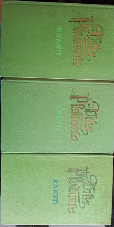 Kopoti raksti, trīs sējumi 