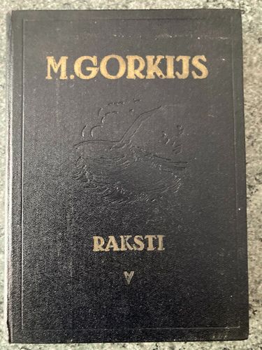 RAKSTI V sējums