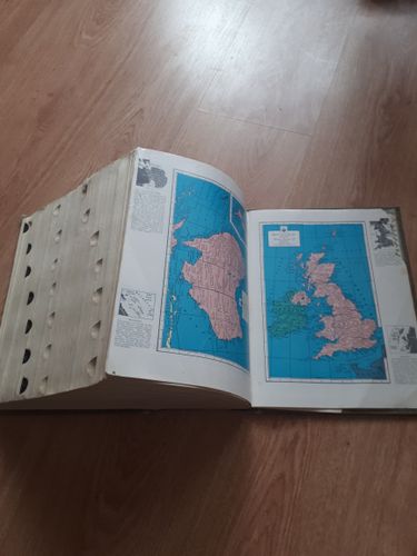 Webster's new twentieth century dictionary