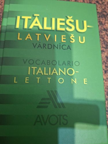 Itāliešu - latviešu vārdnīca