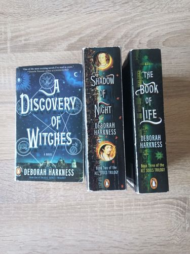 A discovery of witches