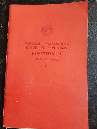 Padomju Sociālistisko Republiku Savienības kontitūcija /Pamatlikums/