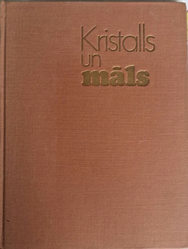 Kristalls un māls
