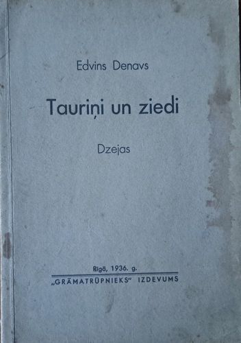 Tauriņi un ziedi