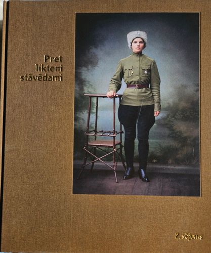 Pret likteni stāvēdami 2. sējums