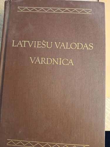 Latviešu valodas vārdnīca