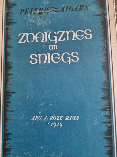 Zvaigznes un sniegs