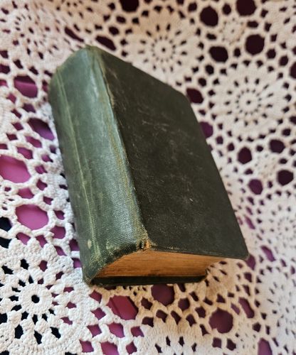 Ziņģu grāmatiņa. 100 ziņģes