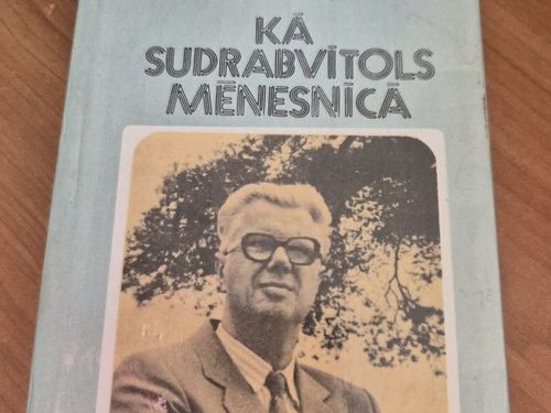 Kā sudrabvītols mēnesnīcā